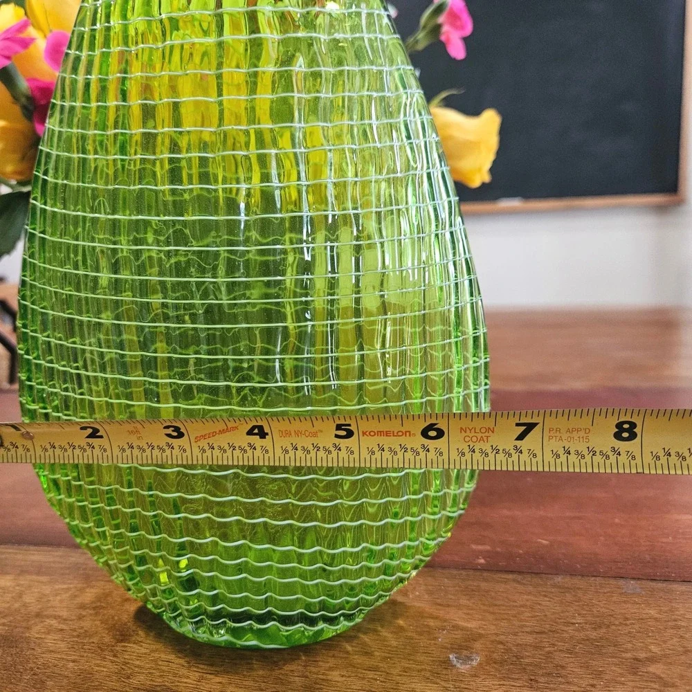 Green Art Glass Vase Textured Grid Teardrop 10